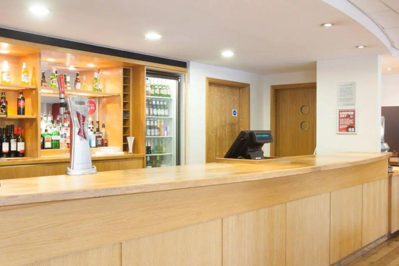 Travelodge Bournemouth Ngoại thất bức ảnh